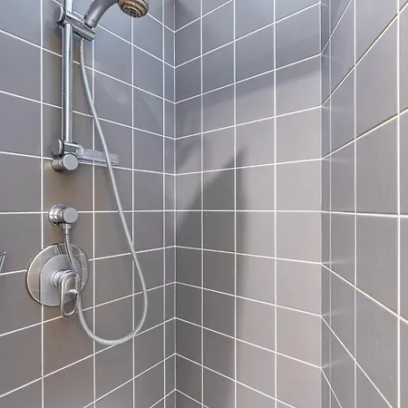 Guestready - Escape With Eiffel Views Apartment *