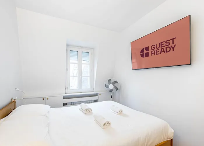 Guestready - Escape With Eiffel Views Lägenhet
